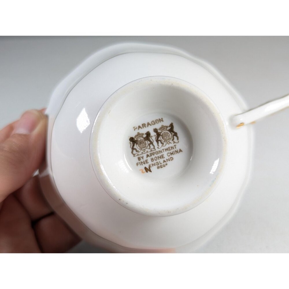 CUP ONLY * Paragon Floating White Rose Turquoise blue teacup, 1950s double - Picture 2 of 10